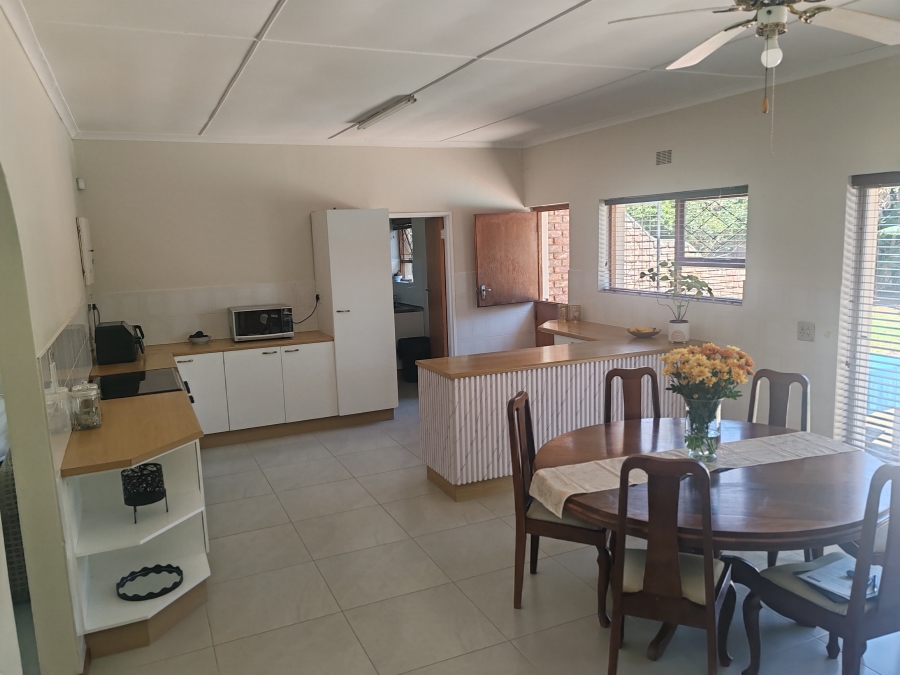 4 Bedroom Property for Sale in Heuwelkruin Eastern Cape